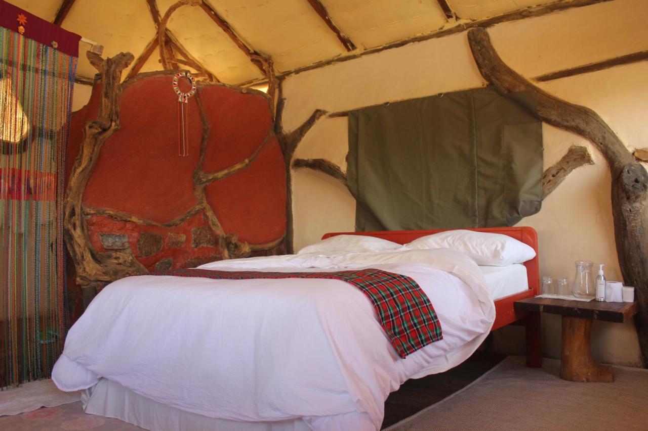 Lion'S Cave Camp, Samburu Villa Archers Post Exterior foto