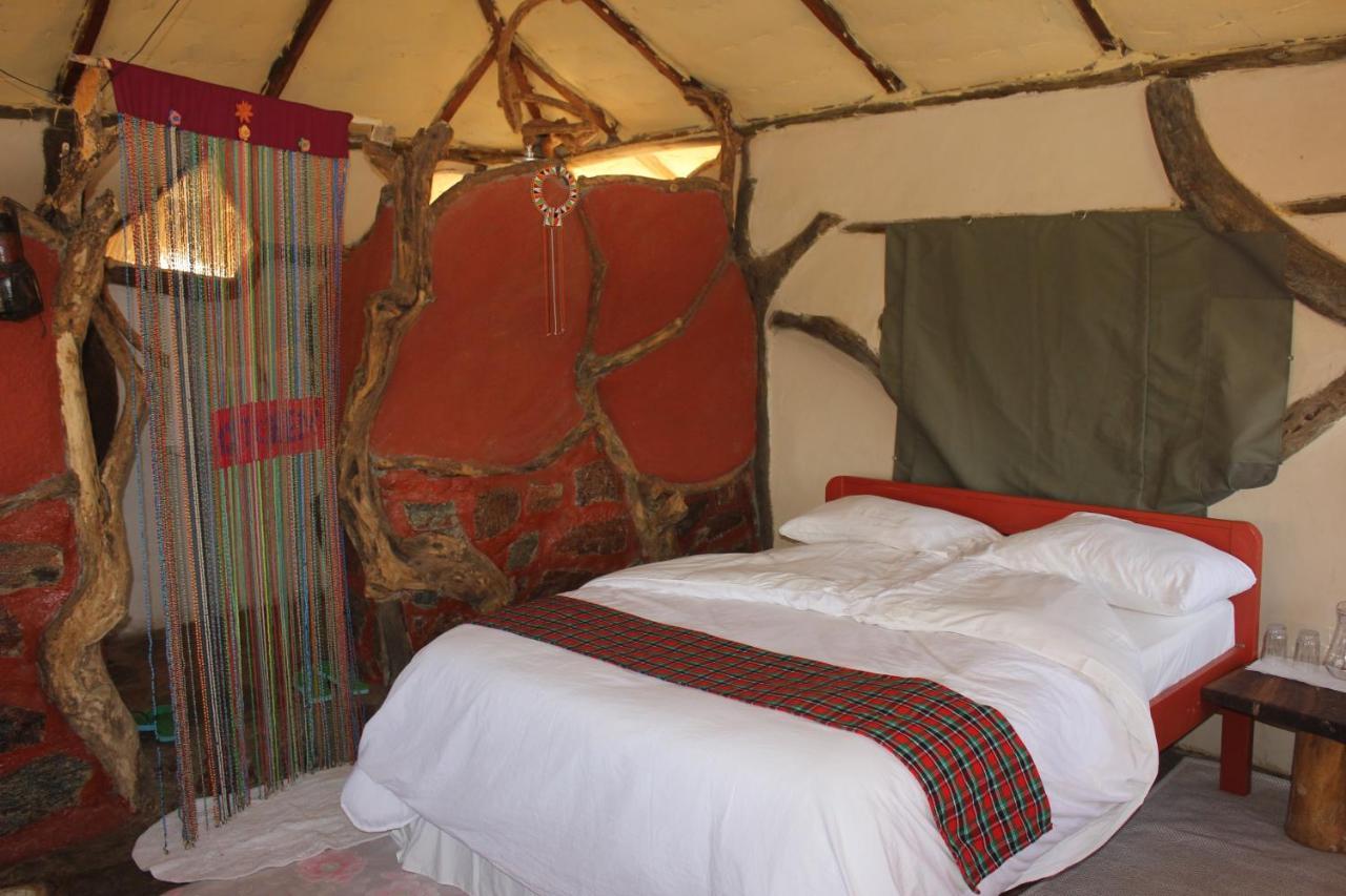 Lion'S Cave Camp, Samburu Villa Archers Post Exterior foto