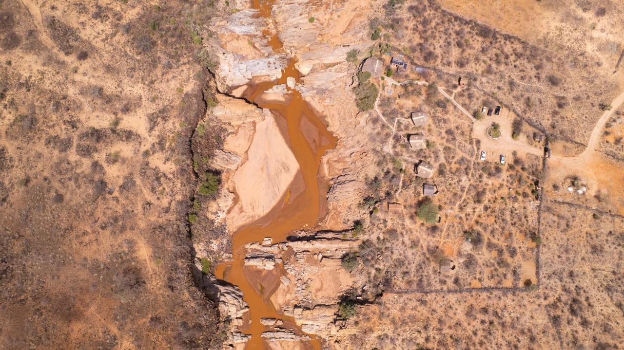 Lion'S Cave Camp, Samburu Villa Archers Post Exterior foto
