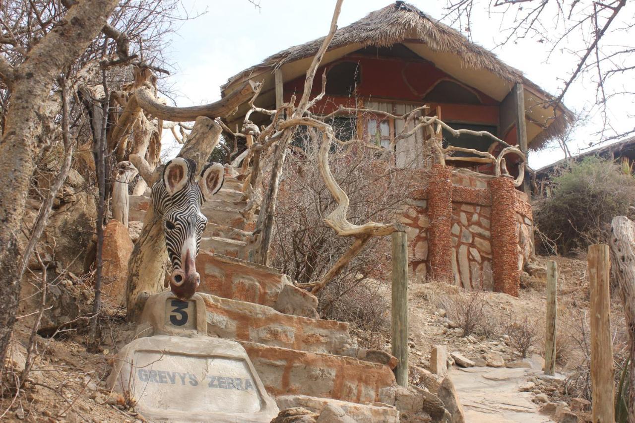 Lion'S Cave Camp, Samburu Villa Archers Post Exterior foto